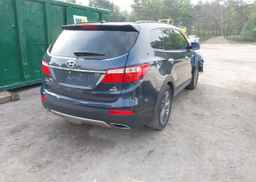 2016 HYUNDAI SANTA FE SE