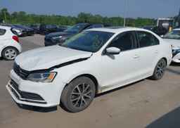 2016 VOLKSWAGEN JETTA SE