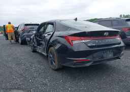 2022 HYUNDAI ELANTRA