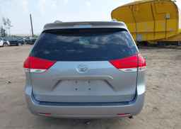 2014 TOYOTA SIENNA LE 7 PASSENGER
