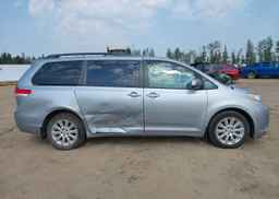 2014 TOYOTA SIENNA LE 7 PASSENGER