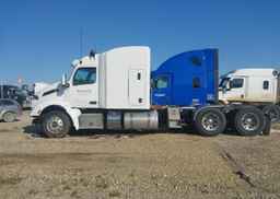 2023 PETERBILT 579