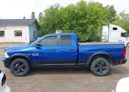 2017 RAM 1500 SLT