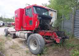 2003 KENWORTH CONSTRUCTION T800
