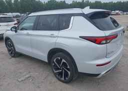 2023 MITSUBISHI OUTLANDER LE