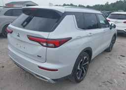2023 MITSUBISHI OUTLANDER LE