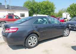 2010 TOYOTA CAMRY SE