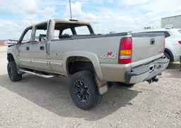 2002 CHEVROLET SILVERADO 2500HD LS