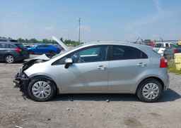 2013 KIA RIO