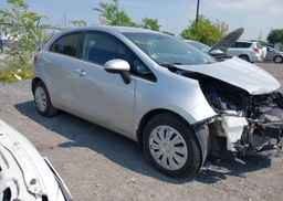 2013 KIA RIO