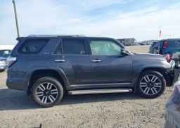 2018 TOYOTA 4RUNNER SR5