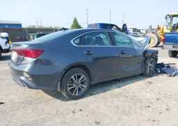 2023 KIA FORTE EX