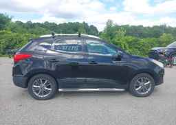 2012 HYUNDAI TUCSON GLS