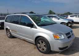 2010 DODGE GRAND CARAVAN SE