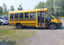 2015 FORD Transit 350