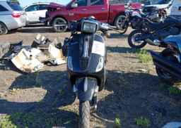 2010 VESPA LX 50