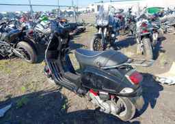 2010 VESPA LX 50