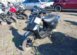 2010 VESPA LX 50