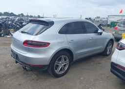 2016 PORSCHE MACAN S
