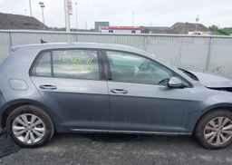 2015 VOLKSWAGEN GOLF