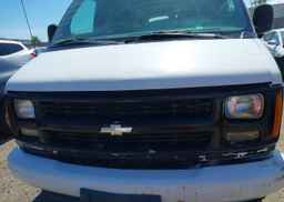 2000 CHEVROLET EXPRESS STANDARD