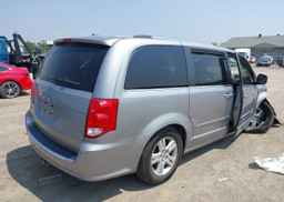 2015 DODGE GRAND CARAVAN CREW