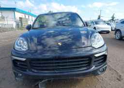 2015 PORSCHE CAYENNE