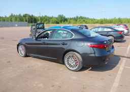 2017 ALFA ROMEO GIULIA TI