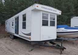 2007 Cottage Country Resort Trailer