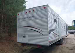 2007 Cottage Country Resort Trailer