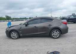 2015 MAZDA MAZDA3