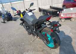 2022 YAMAHA MTN1000