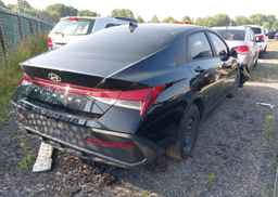 2024 HYUNDAI ELANTRA ESSENTIAL