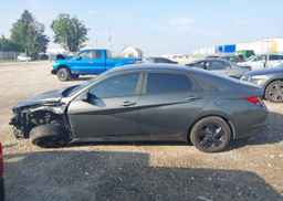 2023 HYUNDAI ELANTRA PREFERRED IVT WITH TECH PACKAGE