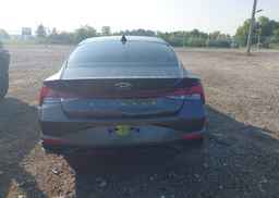 2023 HYUNDAI ELANTRA PREFERRED IVT WITH TECH PACKAGE
