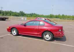 1995 FORD MUSTANG