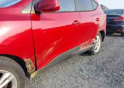 2011 HYUNDAI TUCSON GLS