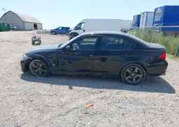2010 BMW 323I