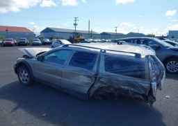 2002 VOLVO V70 XC