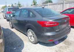 2015 FORD FOCUS SE
