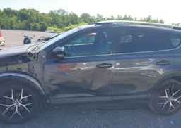 2018 TOYOTA RAV4 SE