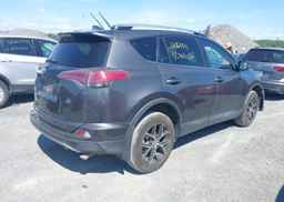2018 TOYOTA RAV4 SE