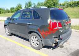 2011 KIA SORENTO LX