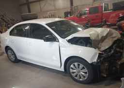 2013 VOLKSWAGEN JETTA 2.0L TRENDLINE
