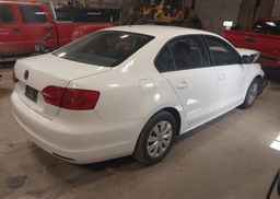 2013 VOLKSWAGEN JETTA 2.0L TRENDLINE