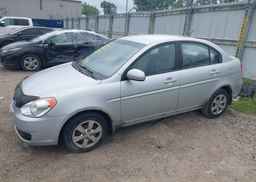 2010 HYUNDAI ACCENT GLS