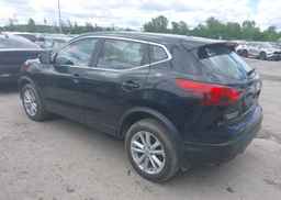 2017 NISSAN QASHQAI