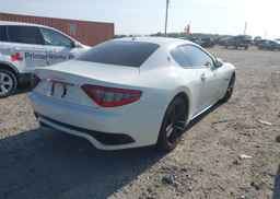 2017 MASERATI GRANTURISMO MC