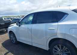 2025 MAZDA CX-5 SIGNATURE