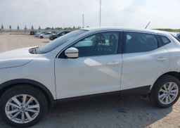 2019 NISSAN QASHQAI S